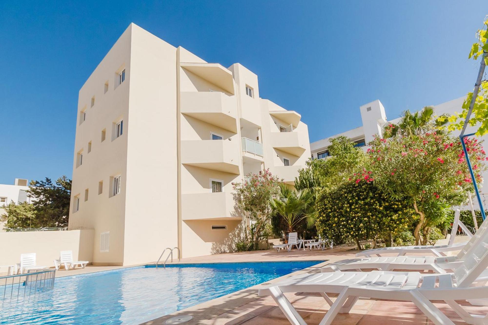 Apartamentos Timon - Emar Hotels Эс-Пужоль Экстерьер фото
